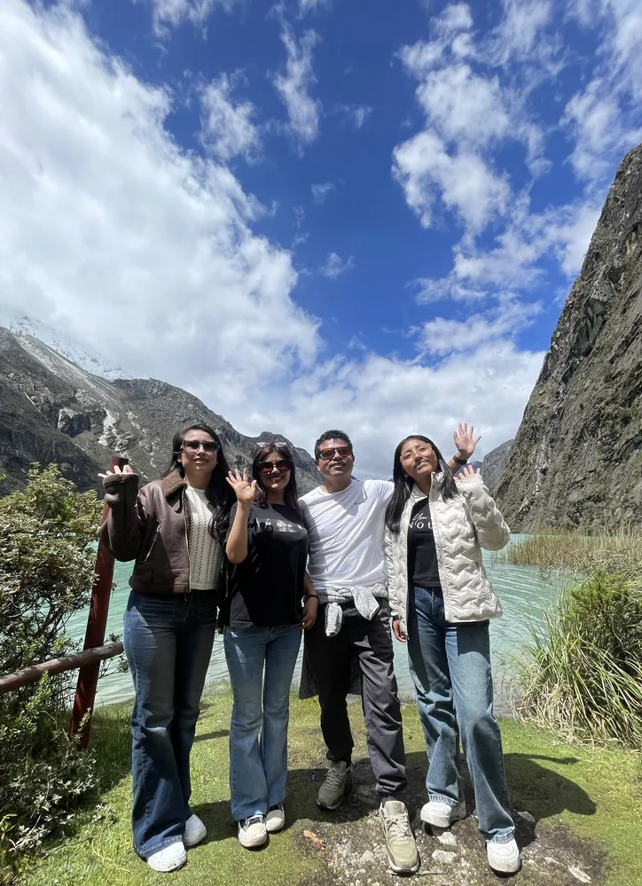 Foto familiar en el Tours Lagunas de Llanganuco