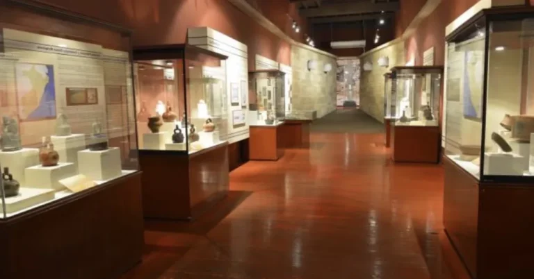 Interior del Museo Nacional Chavin