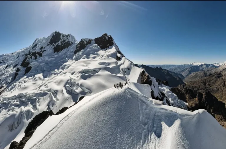 Vista panorámica del Nevado Mateo